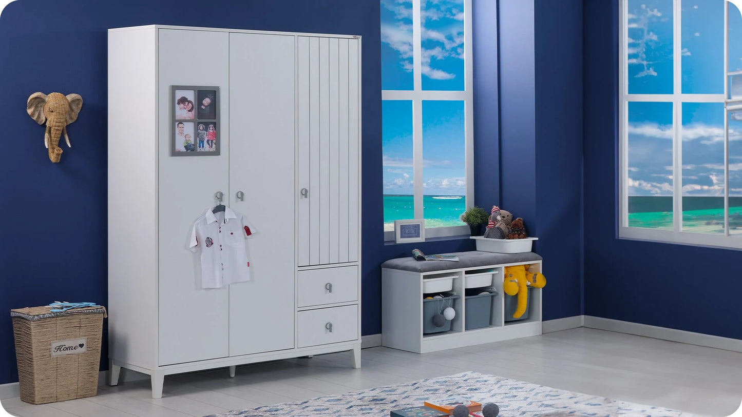 Montessori-Schlafzimmer für Jungen/Mädchen „Luna“, weiße Farbe.