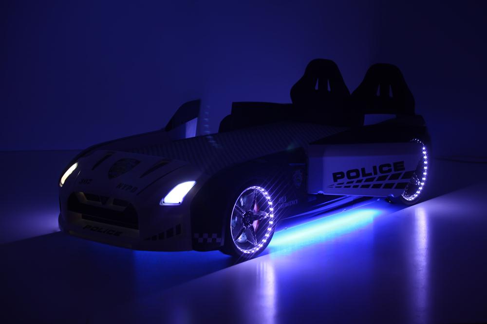 Letto singolo contenitore a forma di auto della polizia colore bianco e nero GTR con apertura porte, materasso incluso.