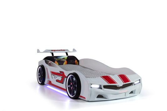 Weißes SPX-Einzelcontainerbett in Form eines Sportwagens, inklusive Matratze.