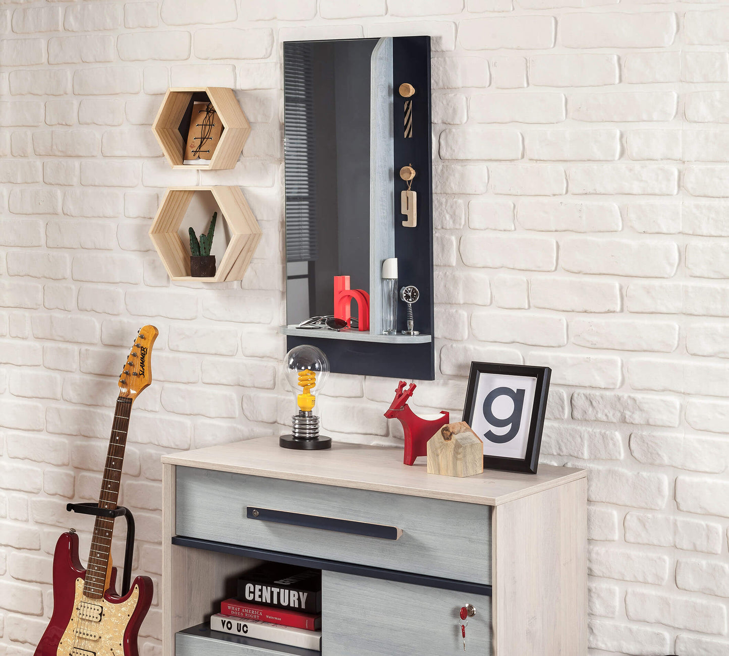 Miroir mural trio avec étagère