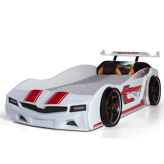 Weißes SPX-Einzelcontainerbett in Form eines Sportwagens, inklusive Matratze.