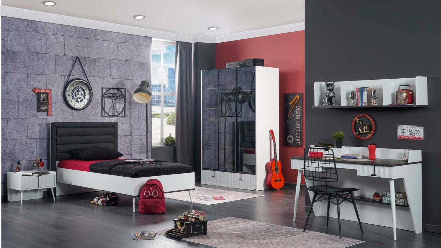 Komplettes „cooles“ Jungenschlafzimmer im modernen Stil in Schwarz und Weiß.