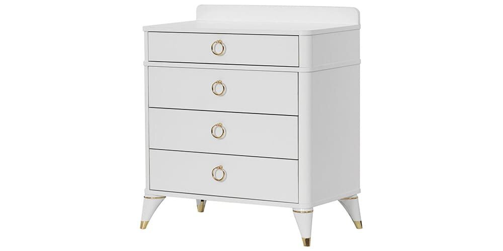 Complétez la chambre de fille « Conte de fées » avec un lit queen size aux détails blancs et dorés.