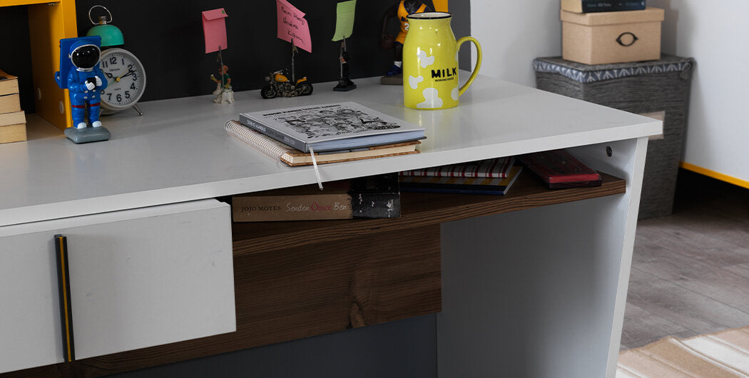 Cameretta completa per bambini "Halley" stile moderno con letto a castello compatto colore bianco, grigio, antracite e giallo.