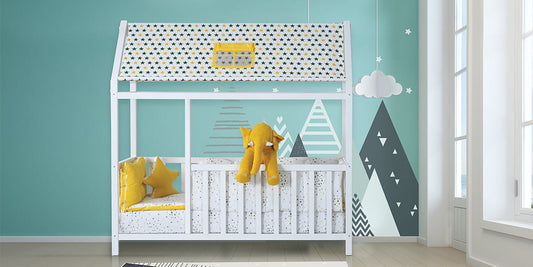 Komplettes Kinderzimmer „Joy“ im indischen Zeltstil in Farbe und Weiß.