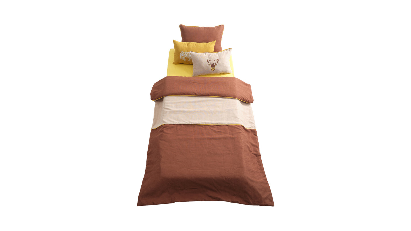 Cameretta completa per ragazzi "Katre" stile modern country color panna e legno noce con secondo letto estraibile.
