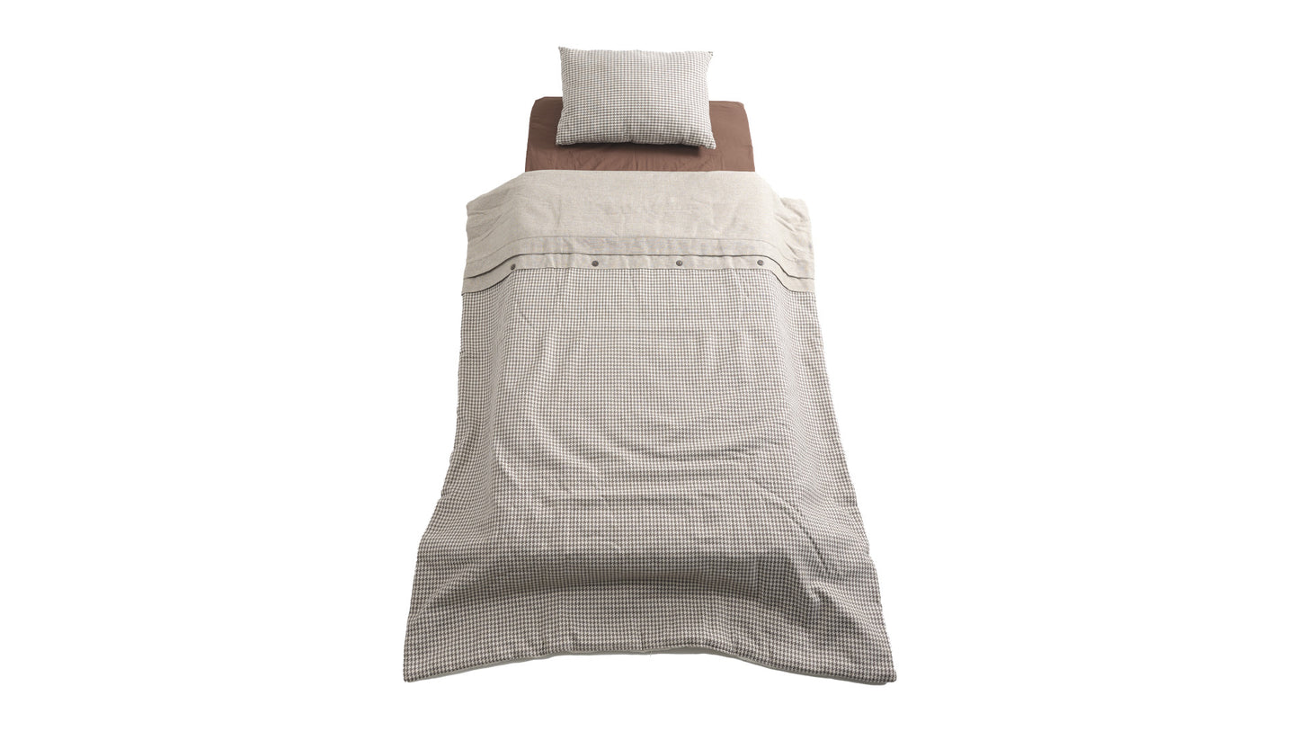 Cameretta completa per ragazzi "Latte" stile classico e naturale color legno chiaro.