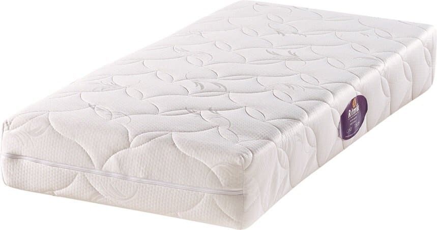 Cameretta da neonata/o "Rixos" bianca e color legno stile classico con letto evolutivo.