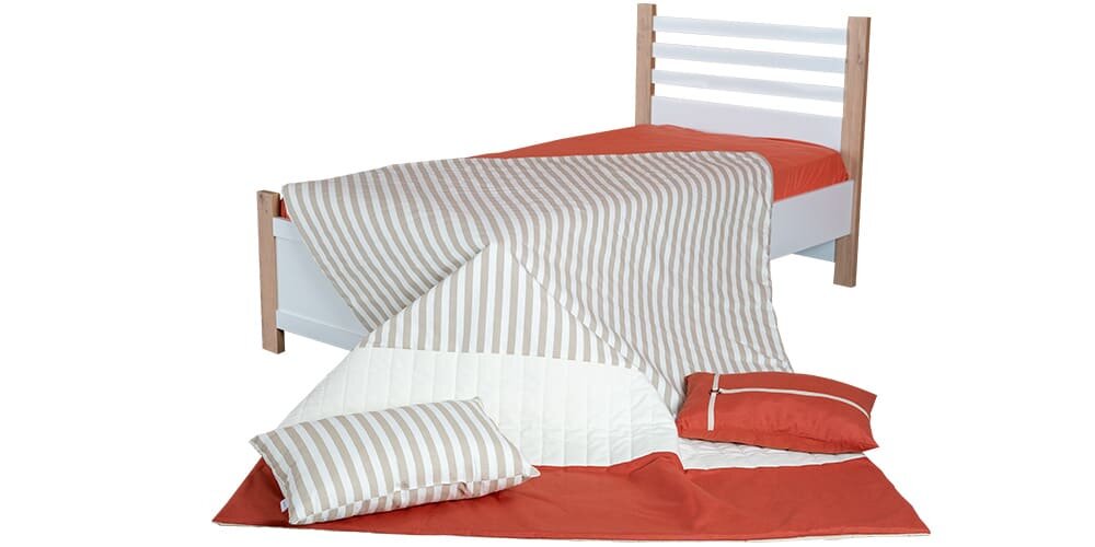 Cameretta completa per ragazzo/a "Rustico" stile essenziale con letto a castello color legno e bianco.