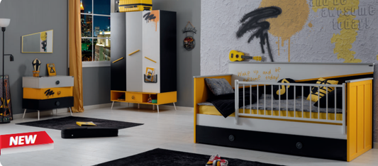 Komplettes Kinderzimmer „Skate“ im extravaganten und lustigen Stil in Schwarz, Gelb und Grau mit Schlafsofa.