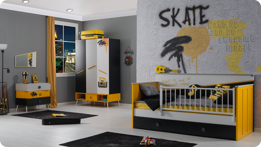 Cameretta completa  per neonati "Skate" stile stravagante e divertente colore nero, giallo e grigio con lettino prima infanzia.