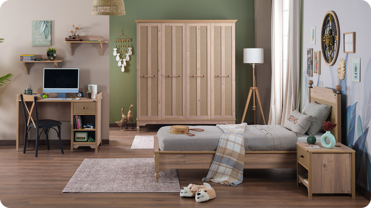 Chambre enfant complète "Latte" de style classique et naturel en bois clair.