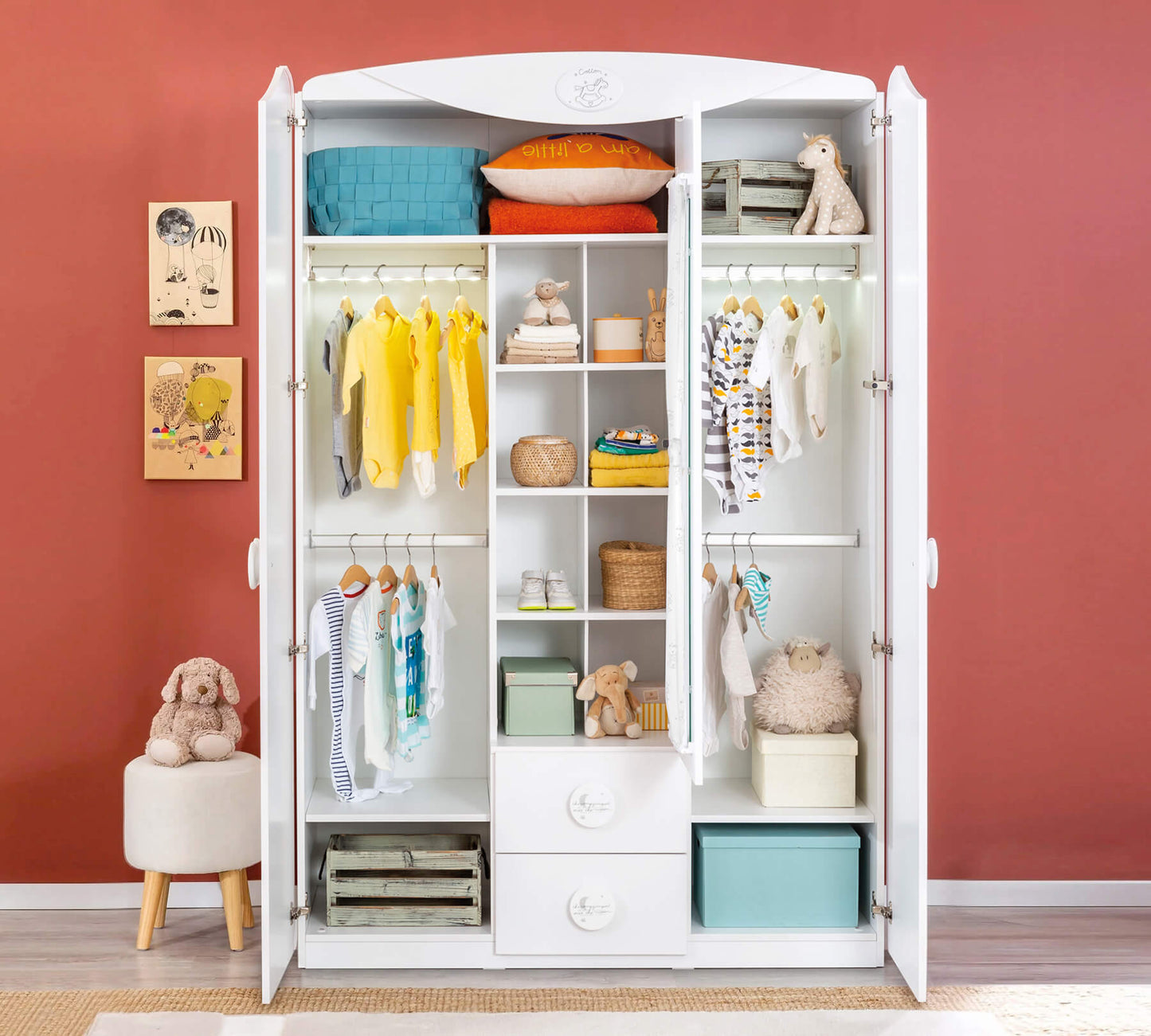 Armoire bébé 3 portes en coton avec fenêtre