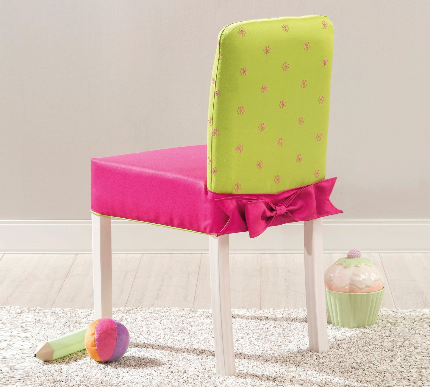 chaise en ruban