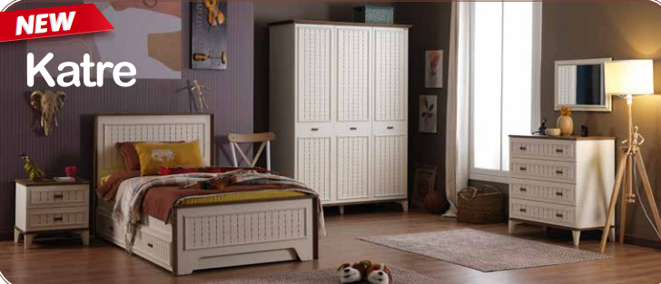 Chambre d'enfant complète "Katre" de style campagnard moderne en bois crème et noyer avec deuxième lit extractible.