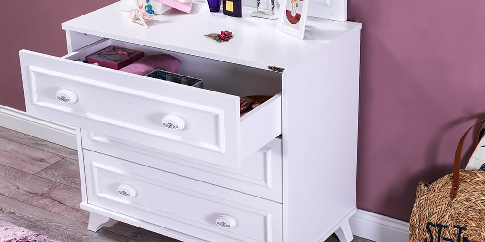 Ensemble chambre complète pour fille "Reyna" style romantique en blanc